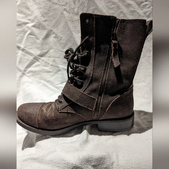 UGG Combat Boots - Picture 2 of 5